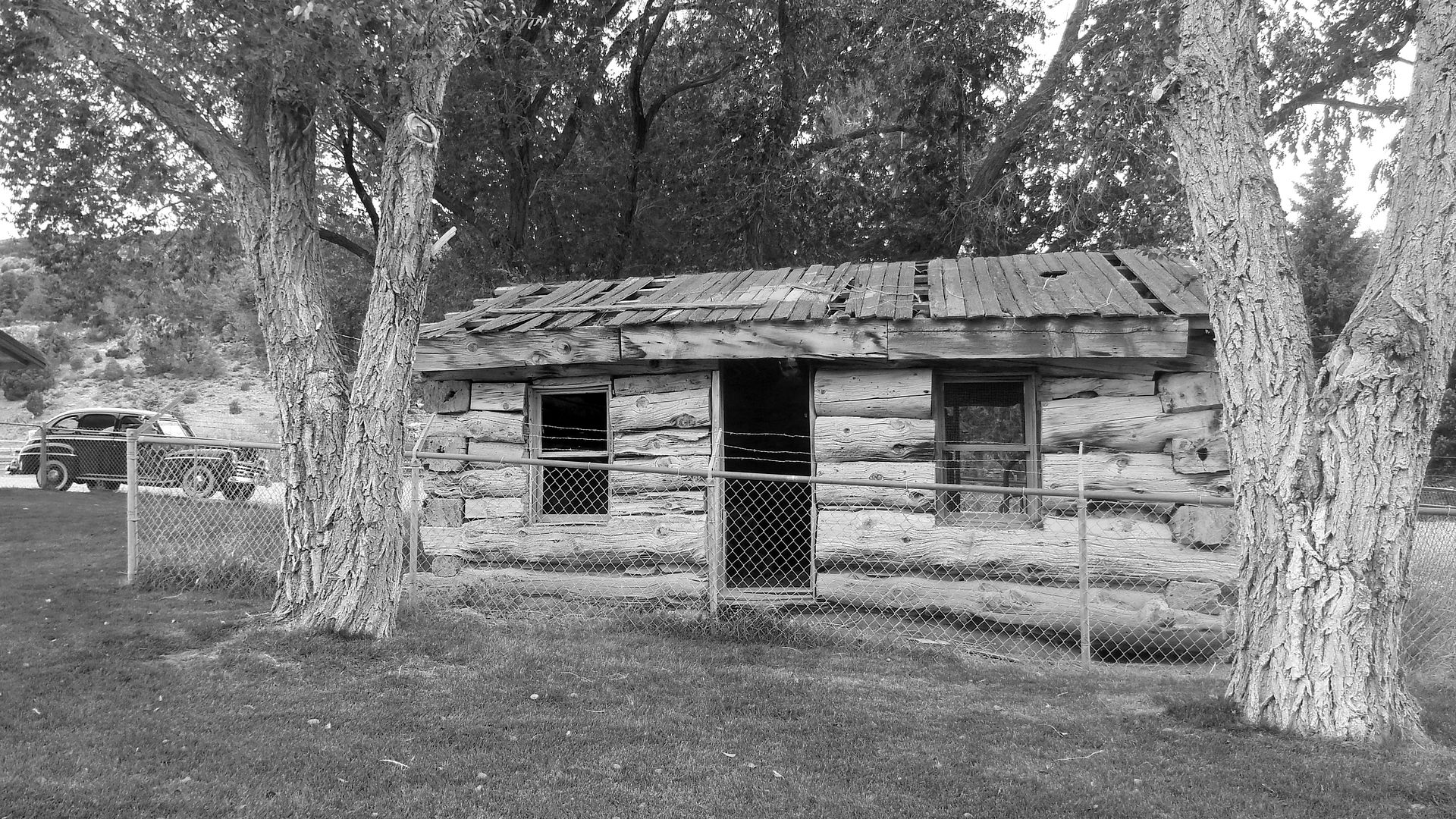 Driving "The Loneliest Road in America" The Ford Barn